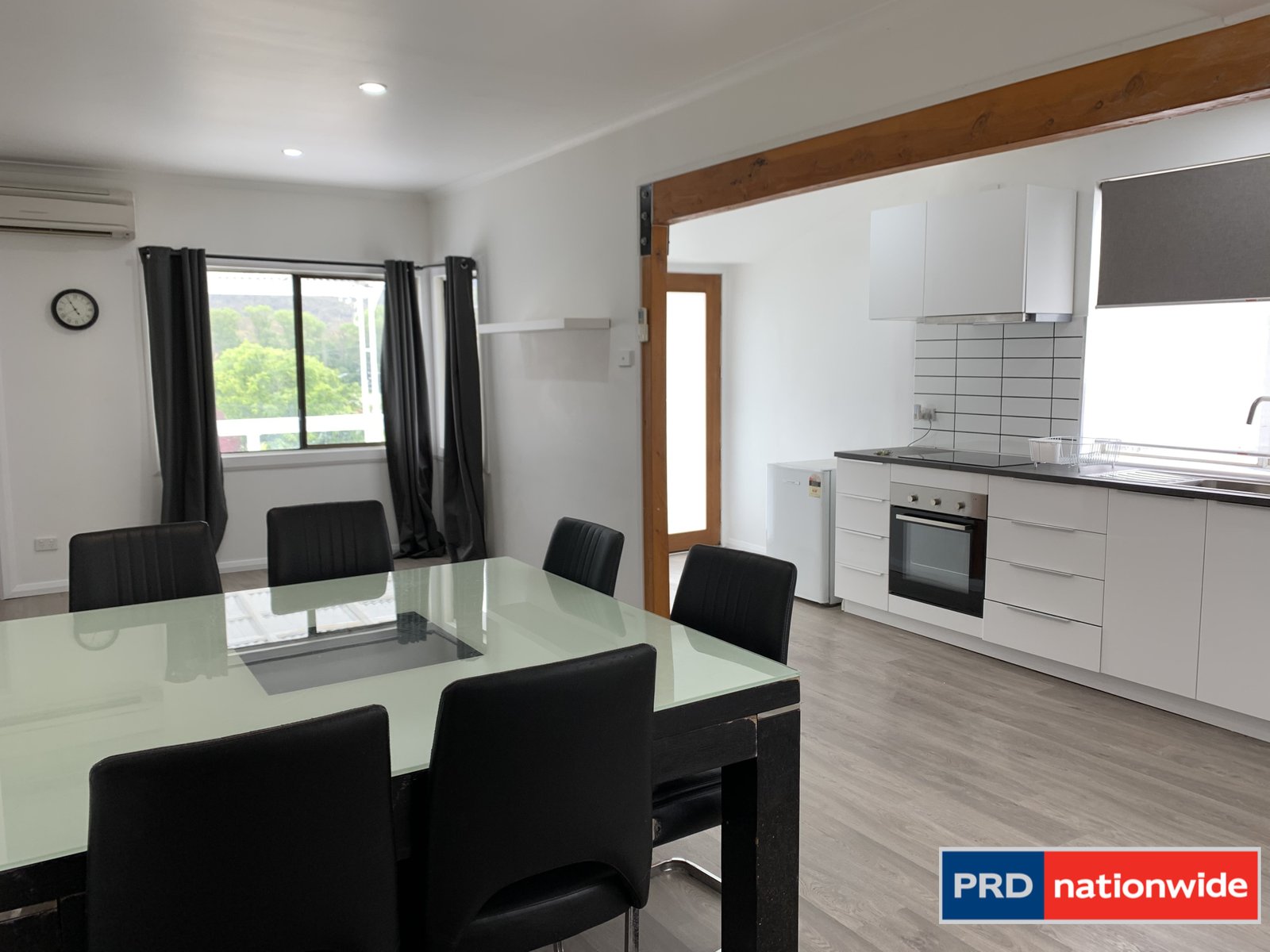 10 Willow Road CAPTAINS FLAT 5