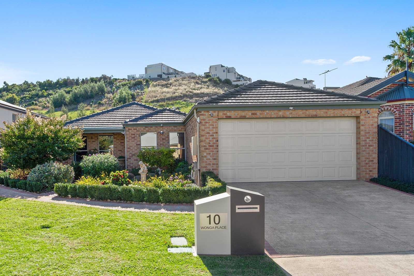 4 Killarney Crescent, Pakenham VIC 3810