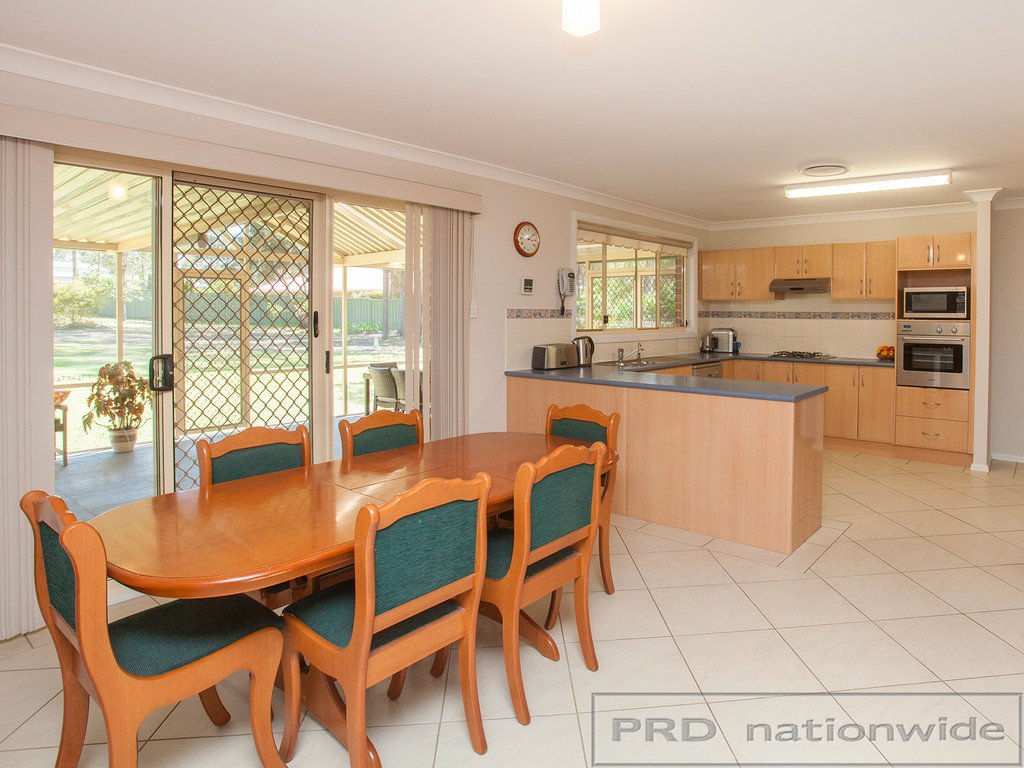 10 Woodlands Drive THORNTON 4