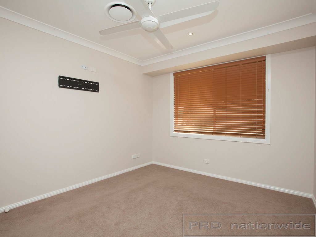 10 Woodlands Drive THORNTON 11