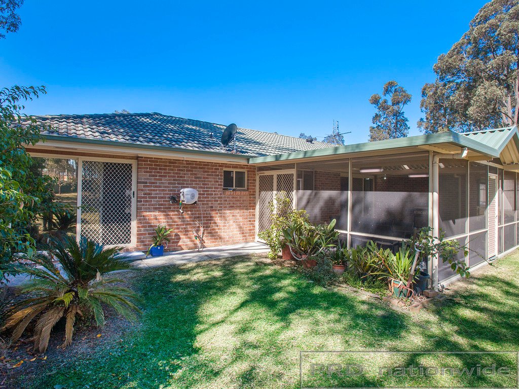 10 Woodlands Drive THORNTON 19