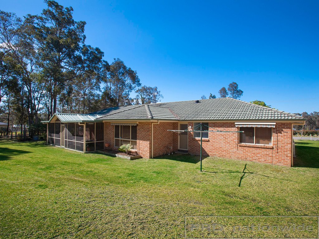 10 Woodlands Drive THORNTON 22