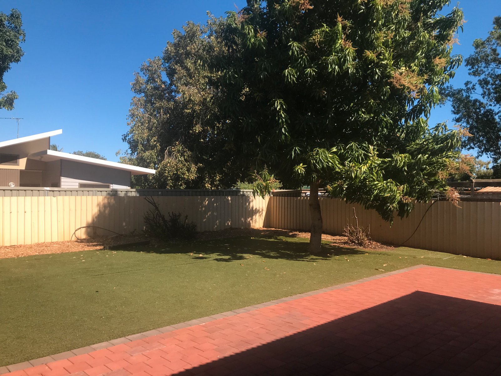 10 Woods Drive CABLE BEACH 10