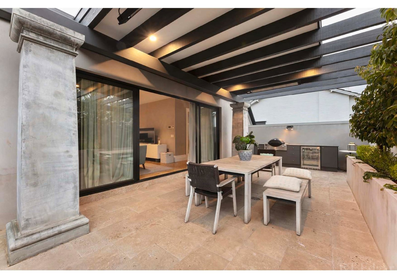 Real Estate and Property in 10 Woorigoleen Road, Toorak, VIC