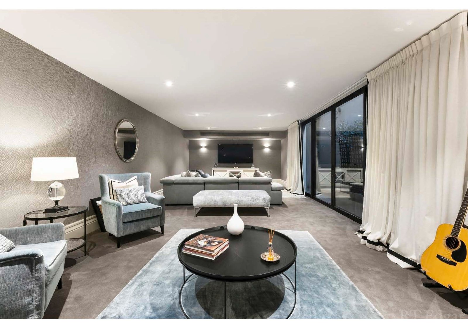 Real Estate and Property in 10 Woorigoleen Road, Toorak, VIC