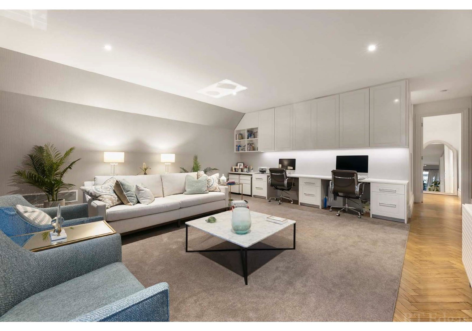 Real Estate and Property in 10 Woorigoleen Road, Toorak, VIC