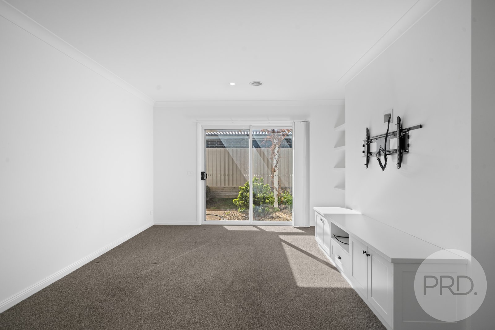 10 Wyoming Avenue GOBBAGOMBALIN 5