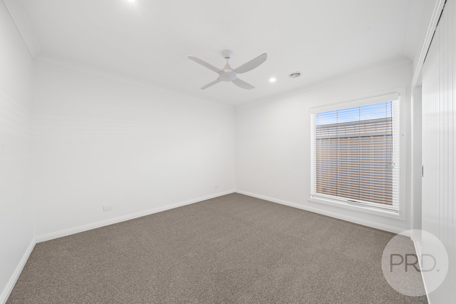 10 Wyoming Avenue GOBBAGOMBALIN 9