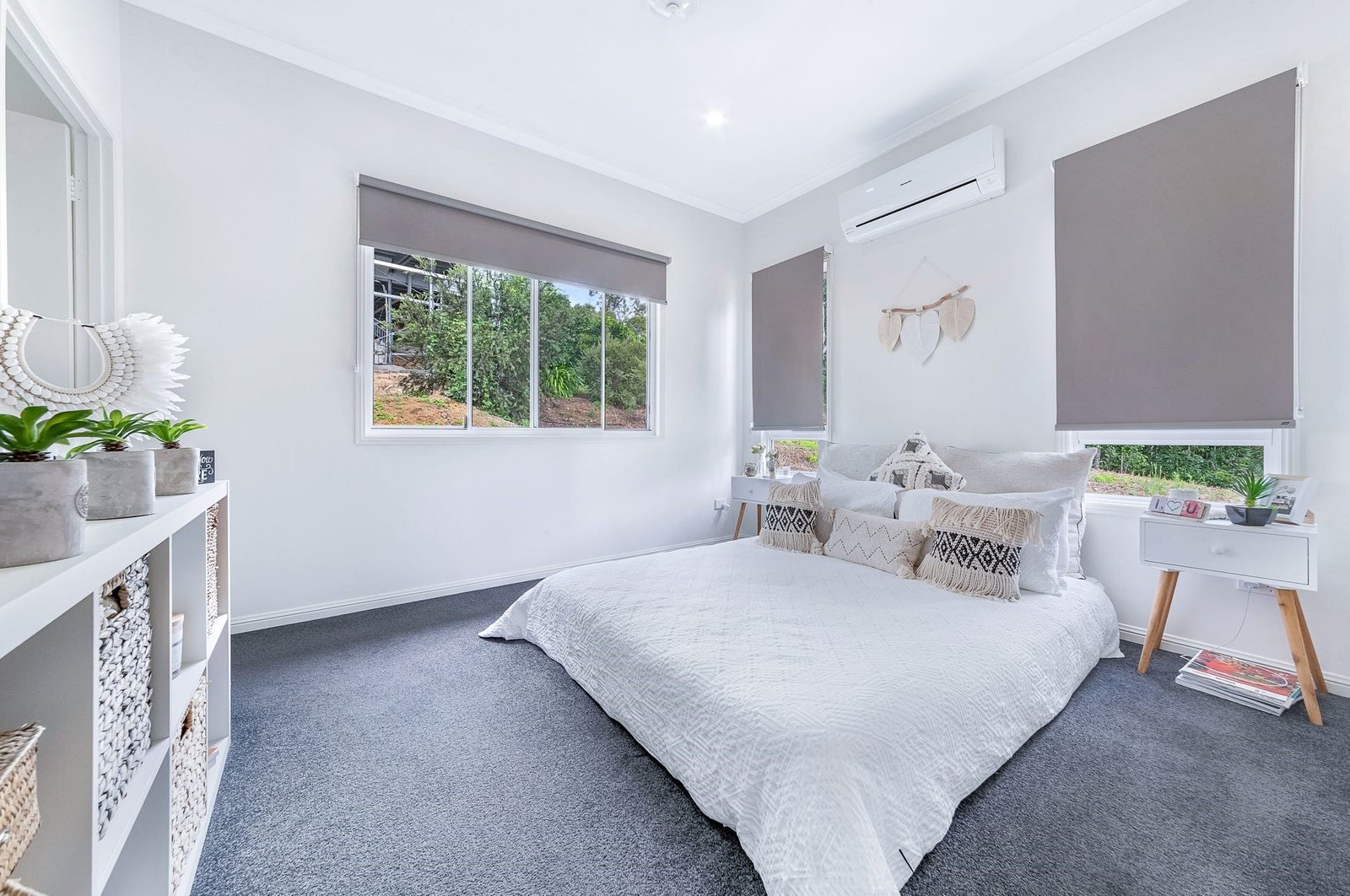 10 Yachtsman Parade CANNONVALE 17