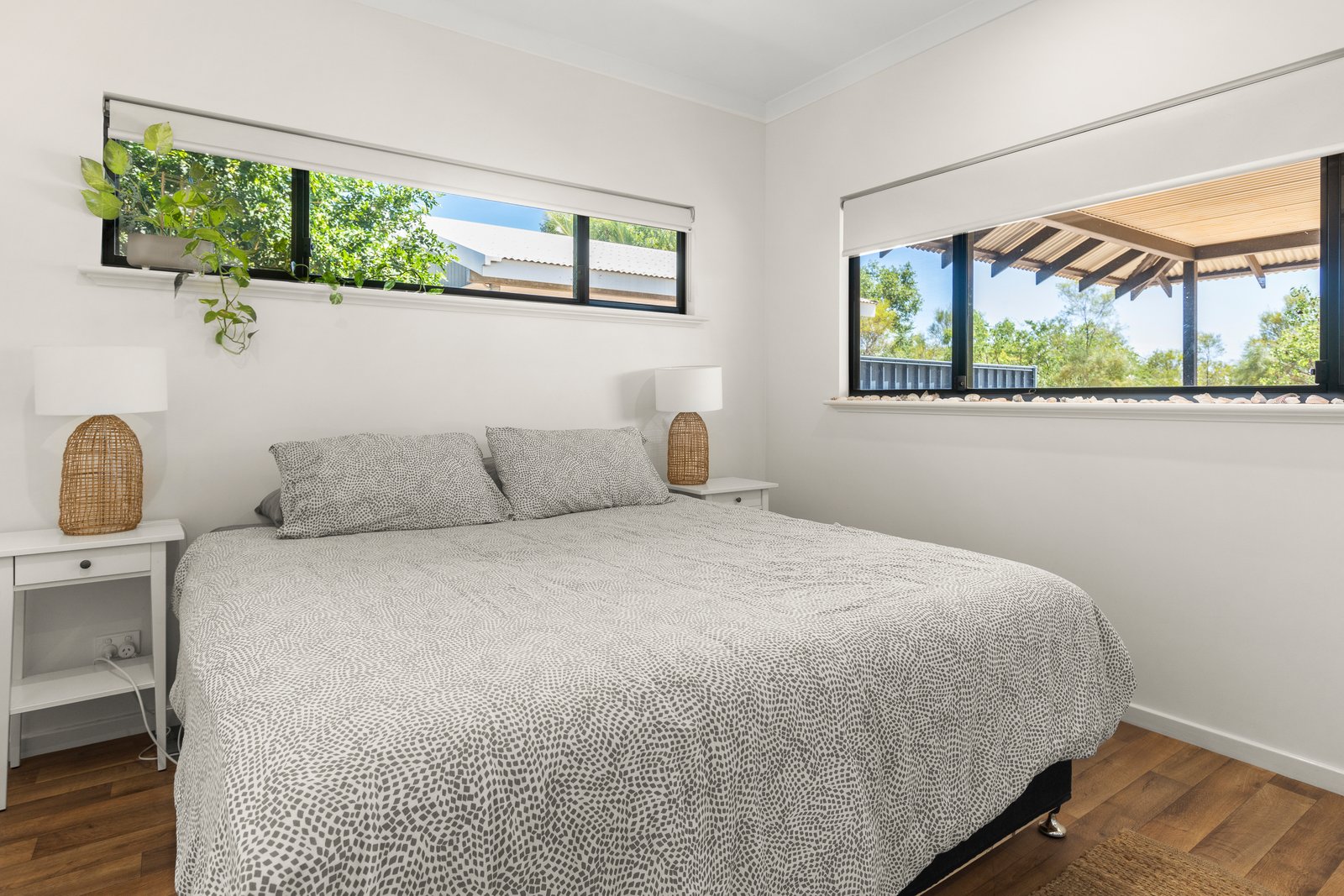 10 Yamasaki Vista BILINGURR 6