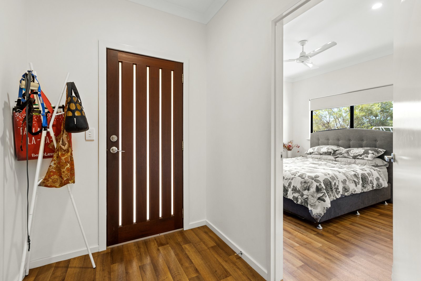 10 Yamasaki Vista BILINGURR 7