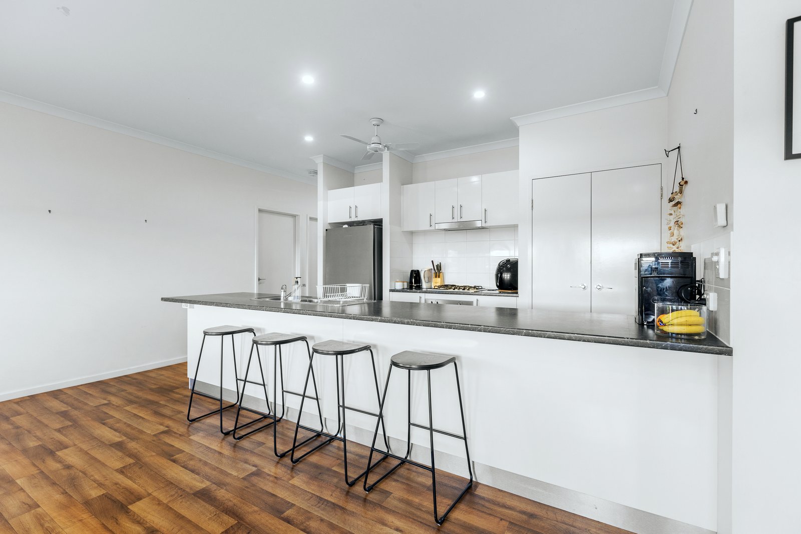 10 Yamasaki Vista BILINGURR 12