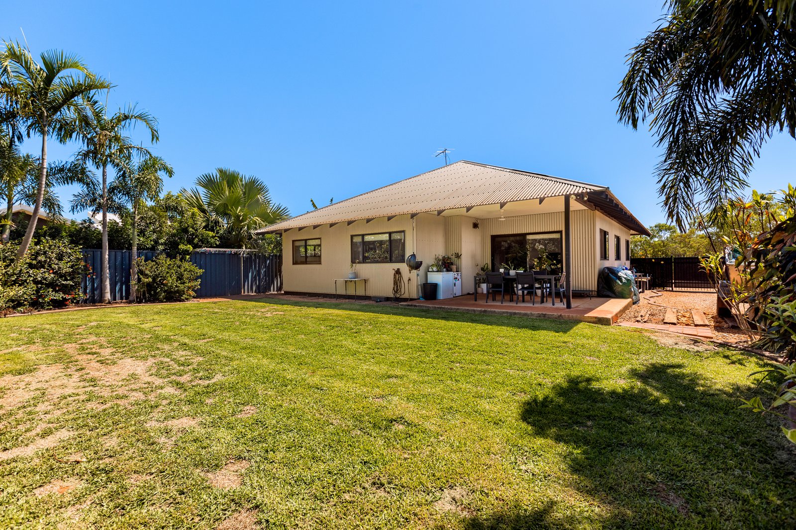 10 Yamasaki Vista BILINGURR 19