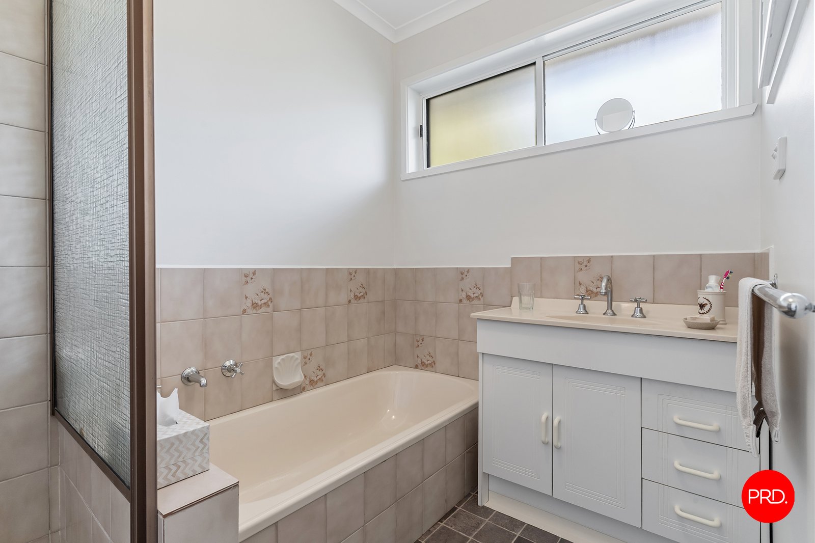 10 Yandong Street WHITE HILLS 9