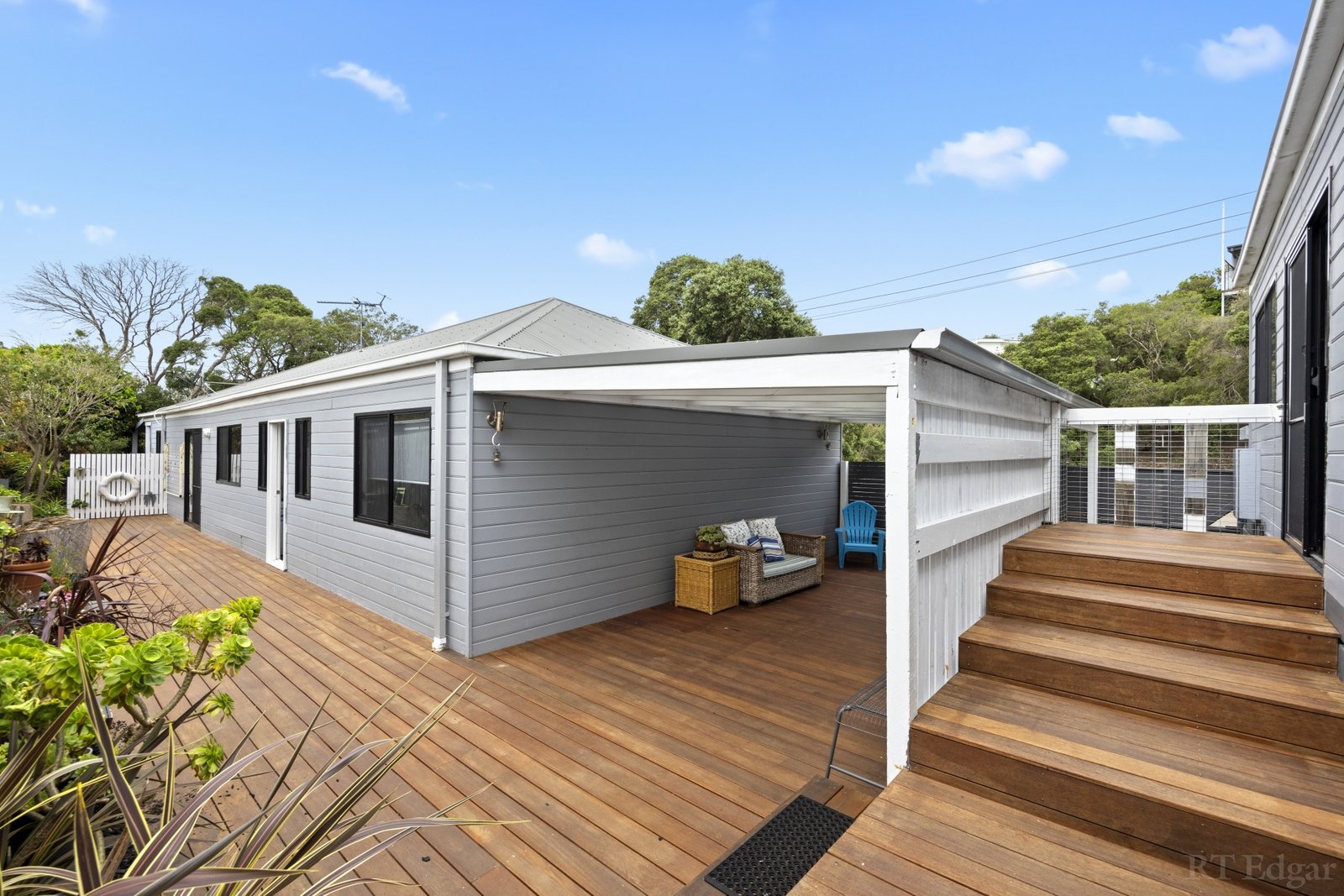 Real Estate and Property in 10 Yannuga Street, Rye, VIC
