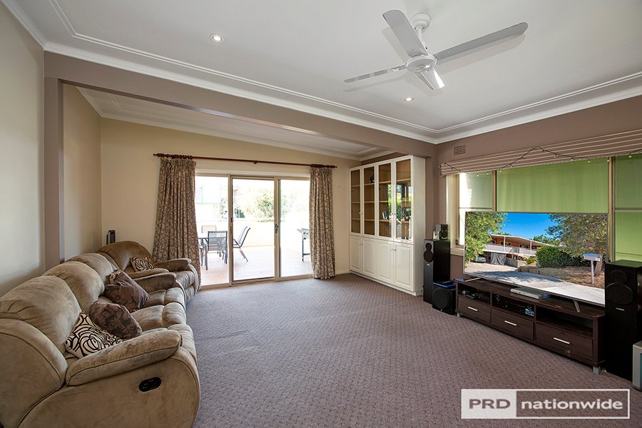 10 Yarral Avenue TAMWORTH 1