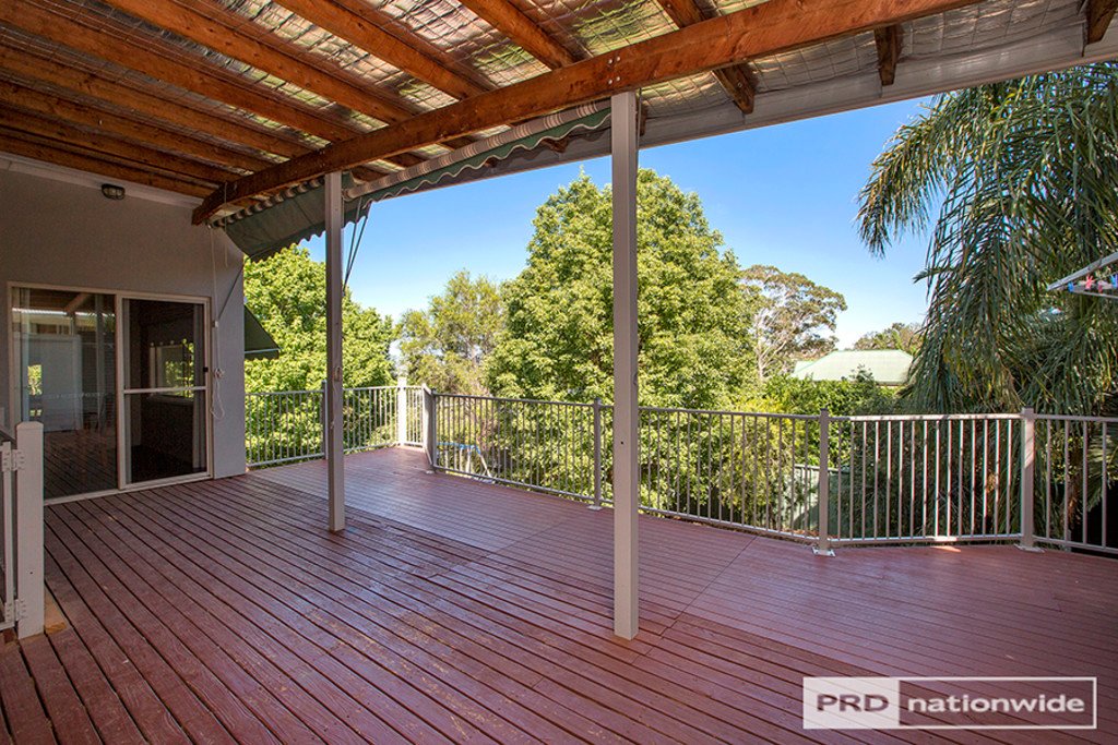 10 Yarral Avenue TAMWORTH 2