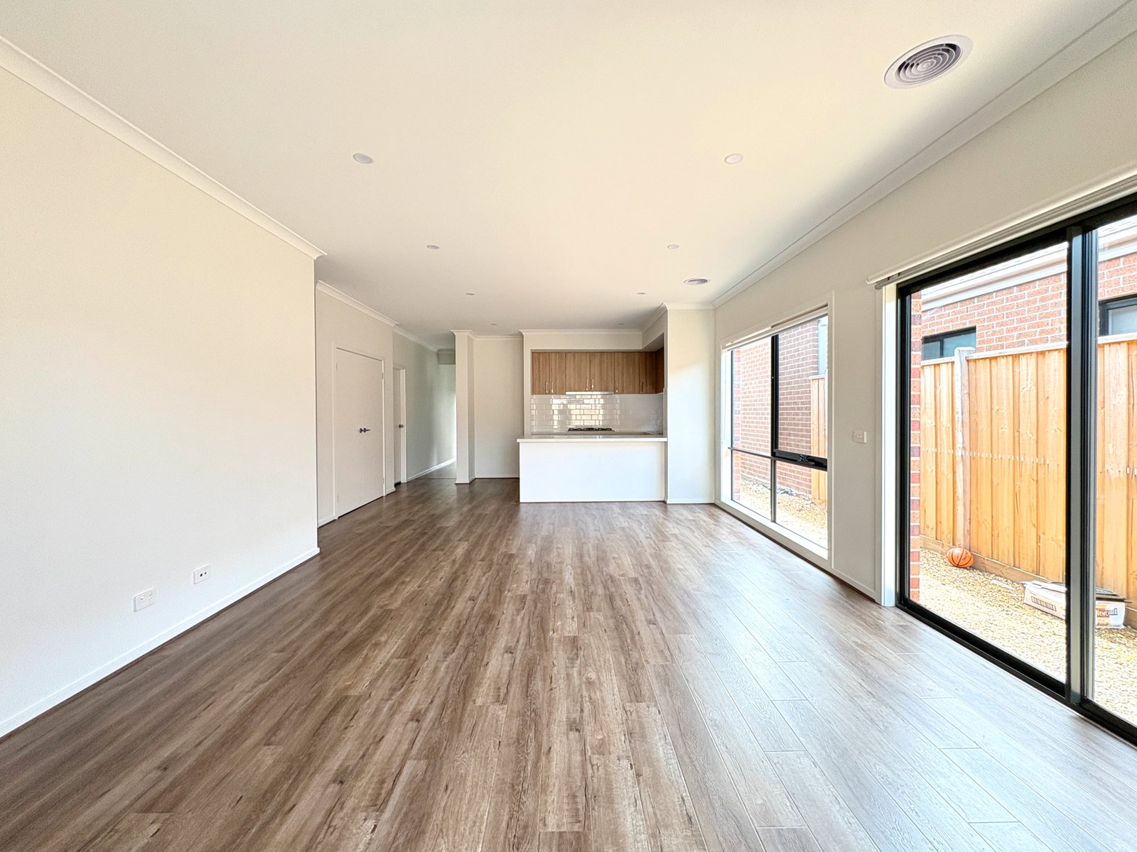 Gallery: 10 Yildiz Street