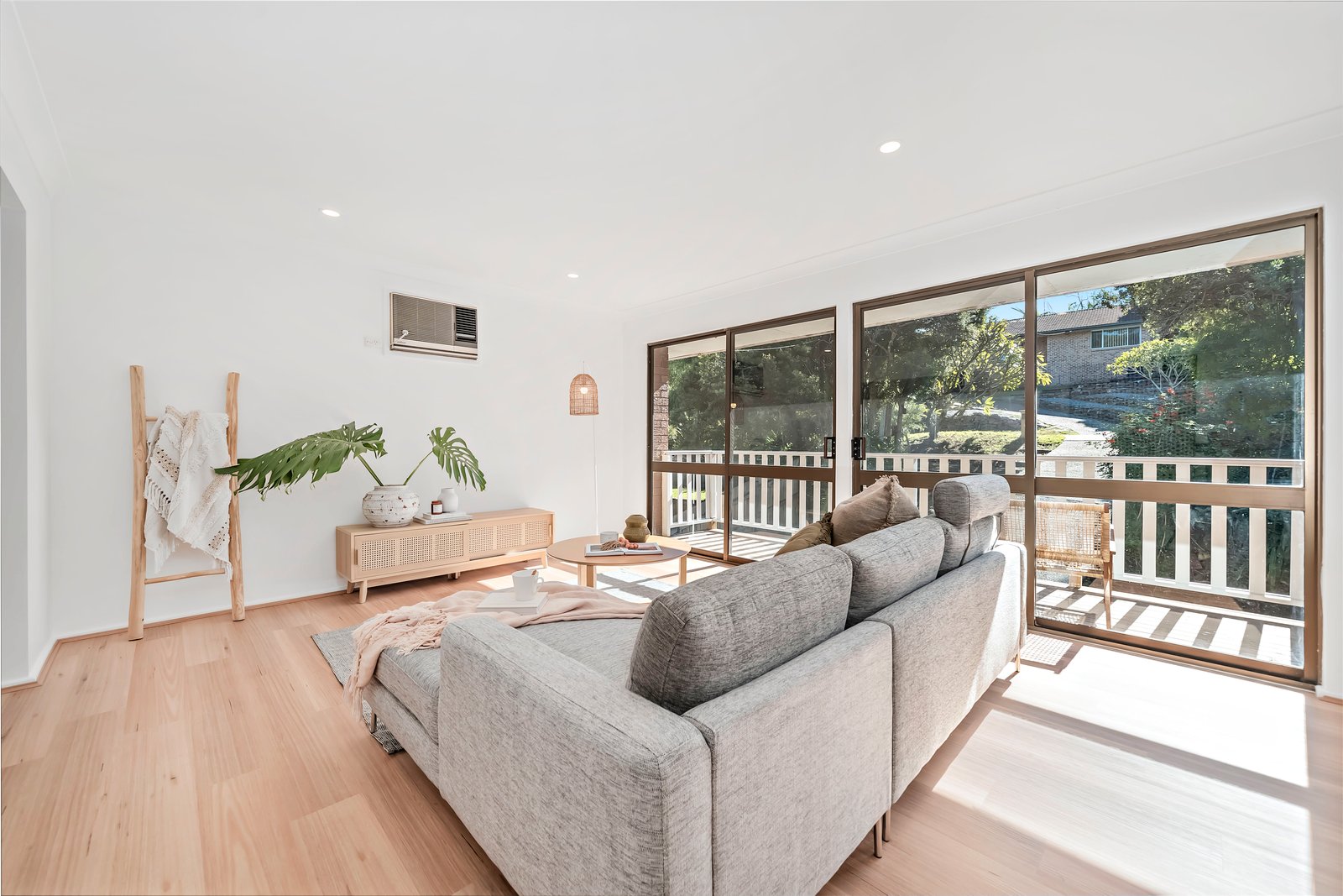 10 Yoolarai Crescent NELSON BAY 12