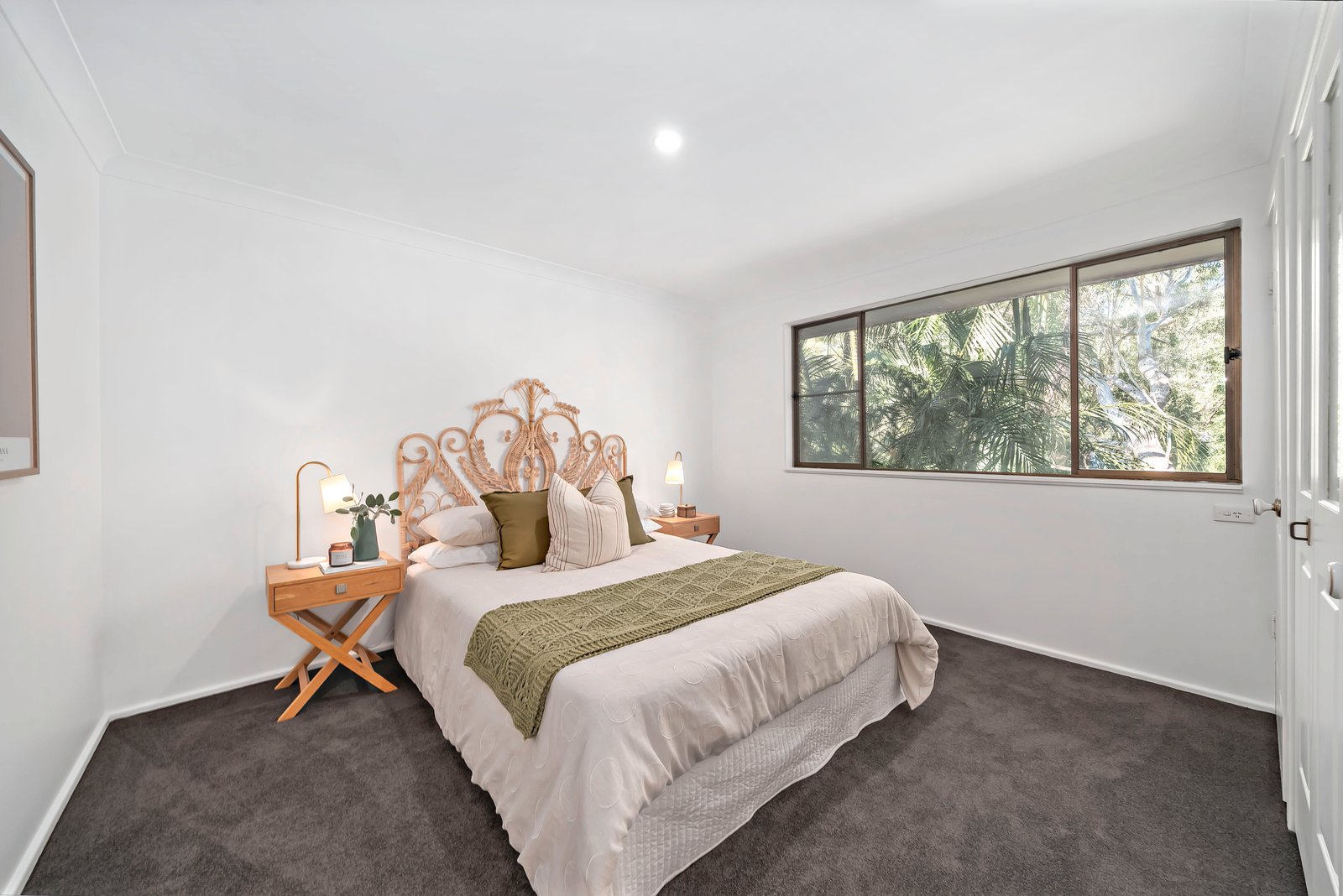 10 Yoolarai Crescent NELSON BAY 16