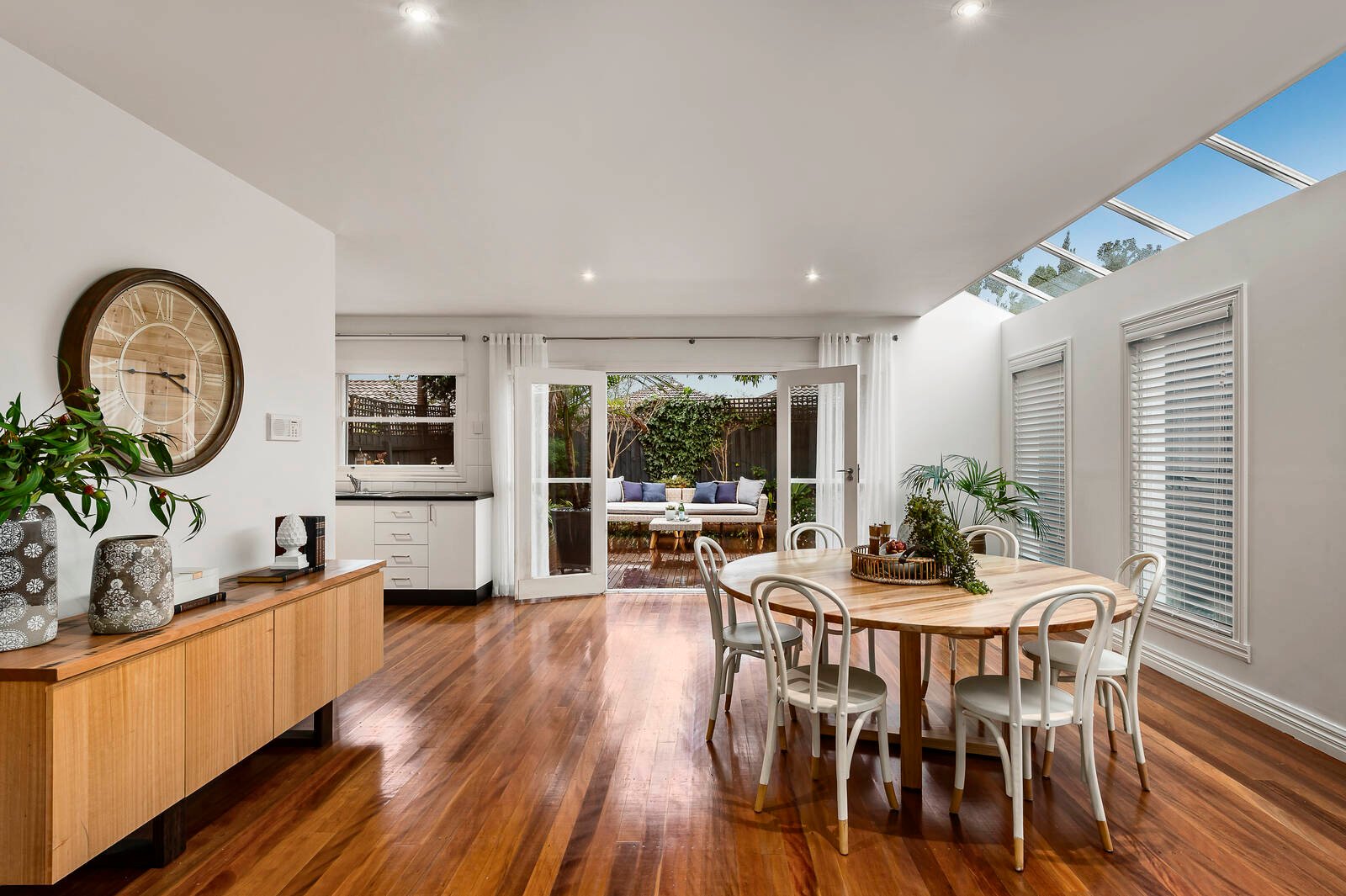 Gallery: 10 York Street