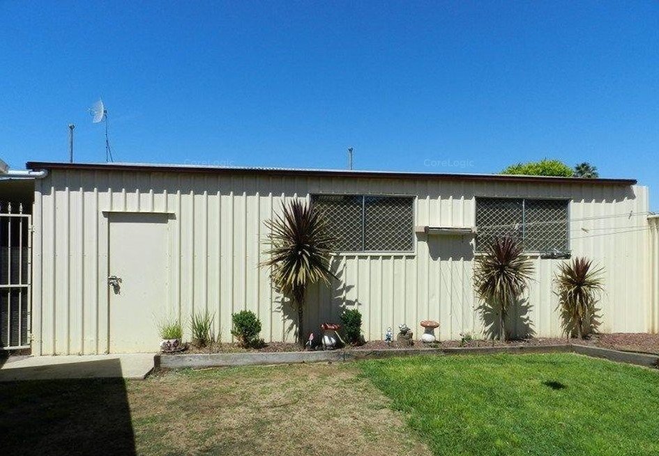 10 Yorkshire Crescent SHEPPARTON 6