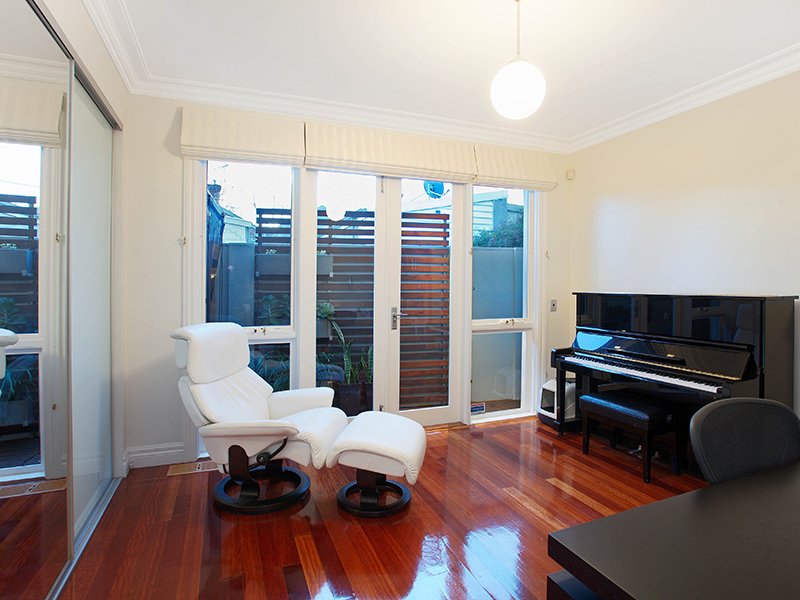 Gallery: 10 Young Street