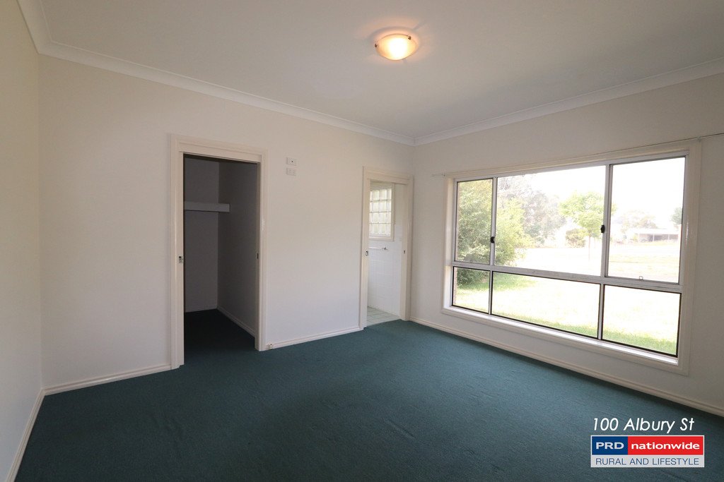 100 Albury St  TUMBARUMBA 4