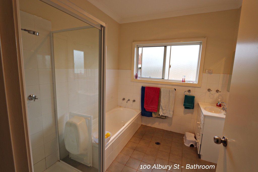 100 Albury St  TUMBARUMBA 3