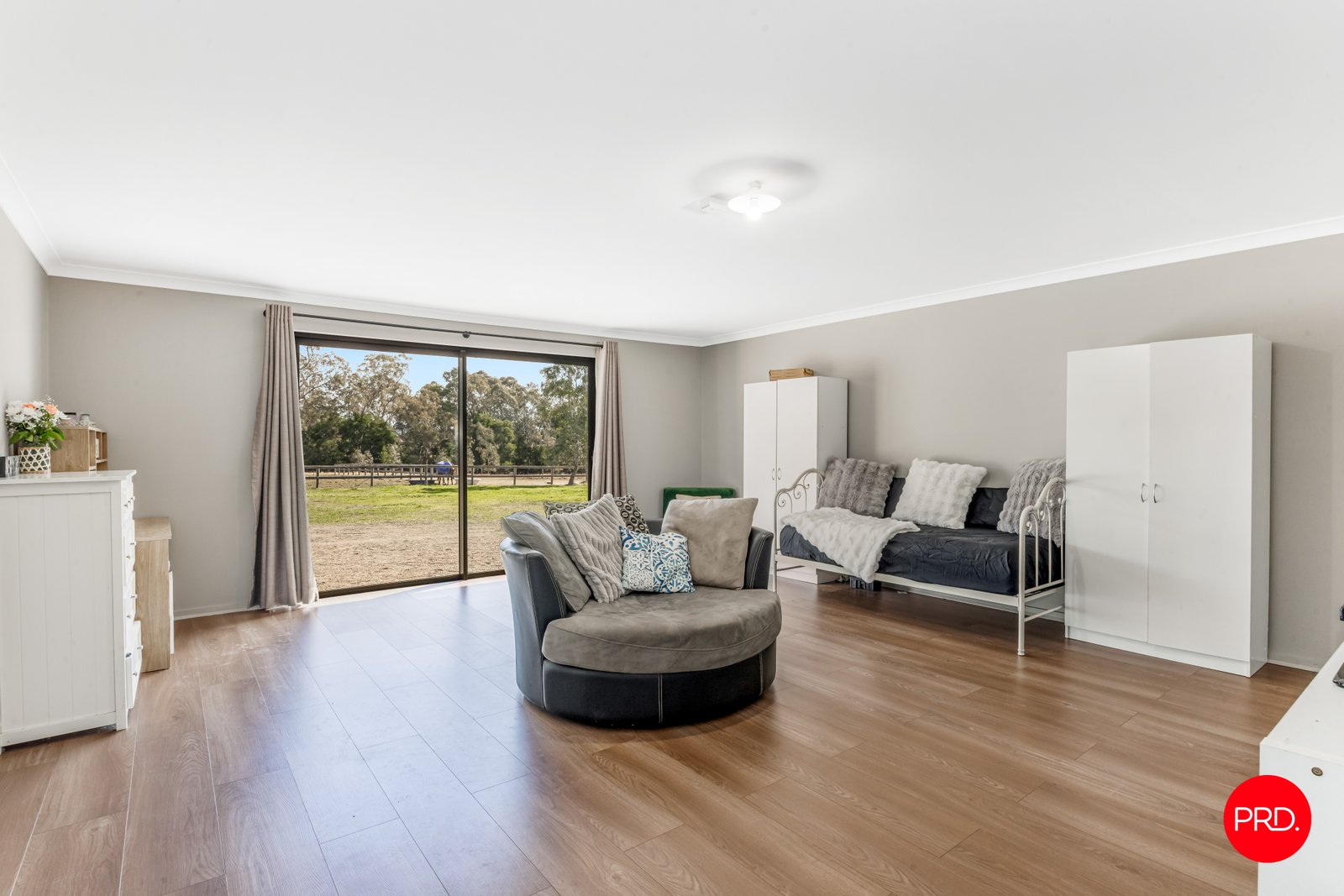 100 Allendale Road ELPHINSTONE 8