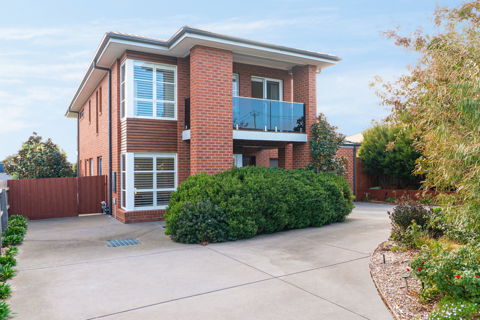 Gallery: 100 Bay Shore Avenue