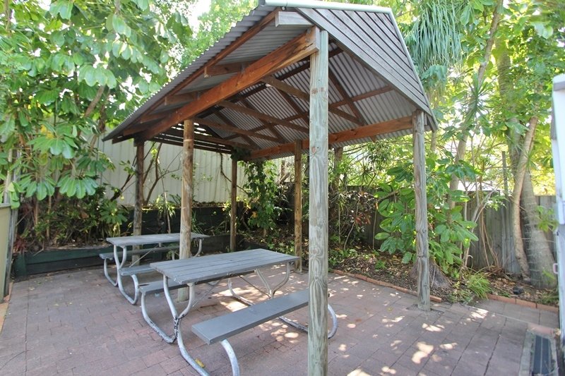 100 Falconer Street SOUTHPORT 3