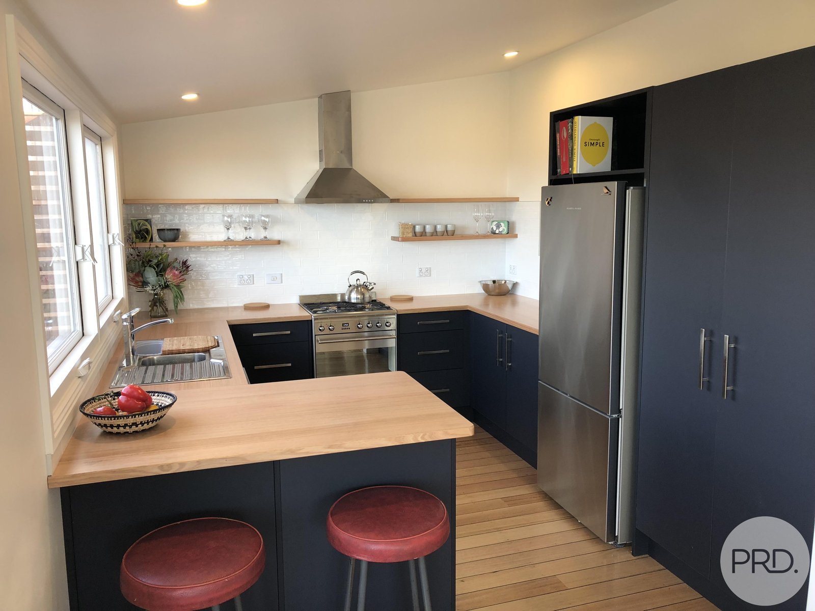 100 FOREST Road WEST HOBART 2