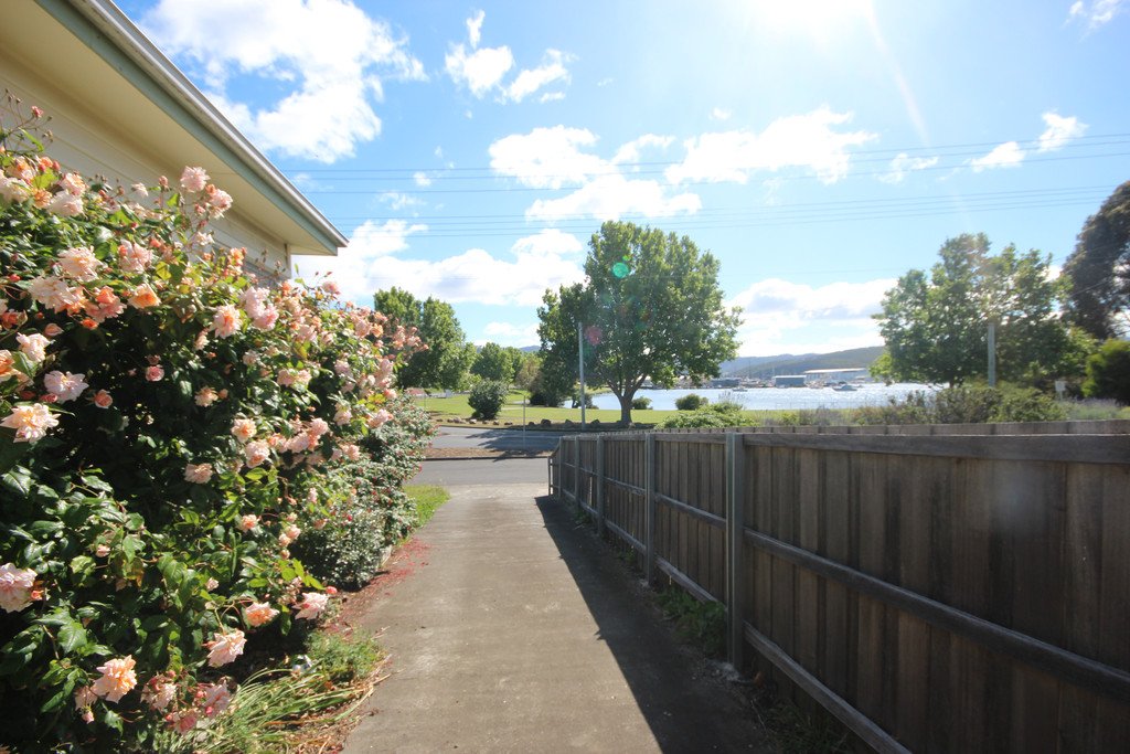 100 Gepp Parade DERWENT PARK 18