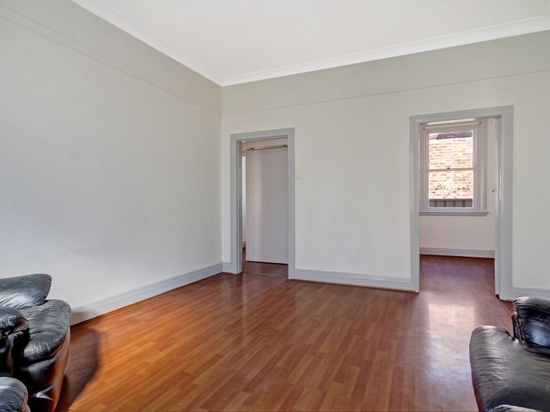 100 Hillcrest Avenue HURSTVILLE GROVE 3