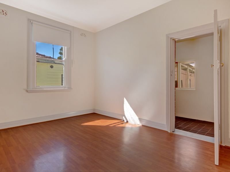100 Hillcrest Avenue HURSTVILLE GROVE 4