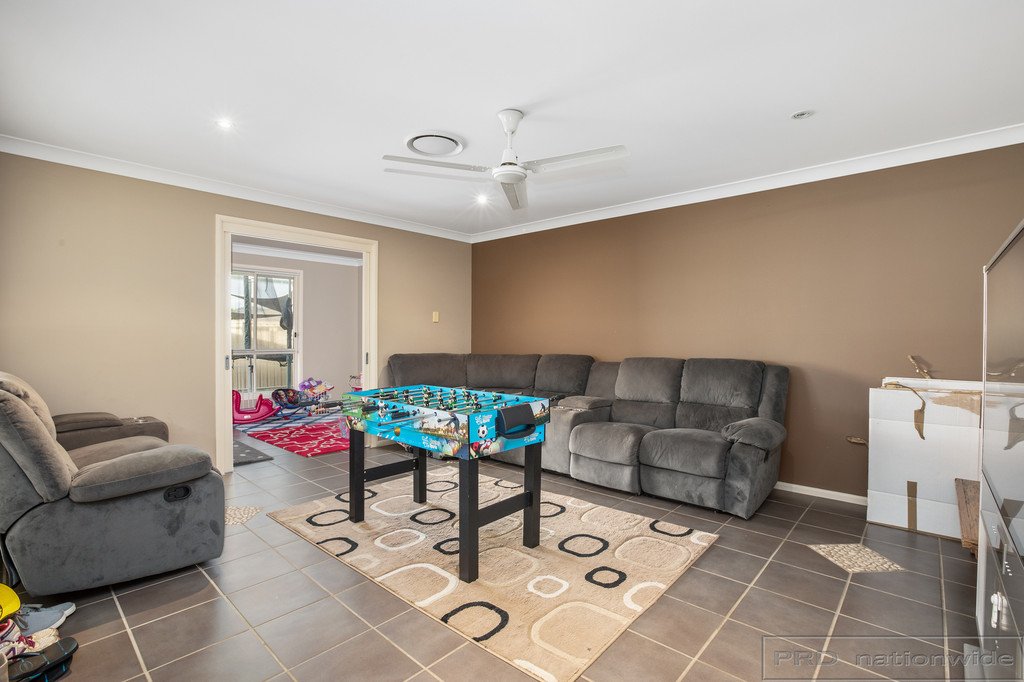 100 Hillview Rd  BRANXTON 12