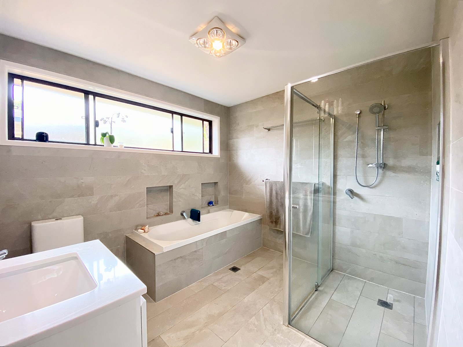 100 Horace Street SHOAL BAY 19