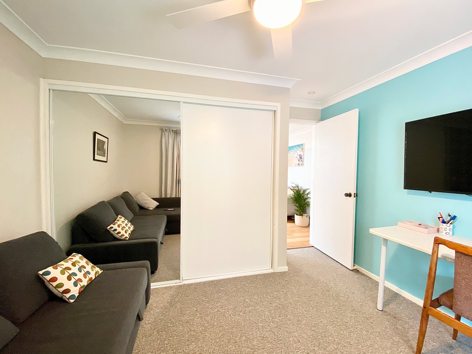 100 Horace Street SHOAL BAY 21