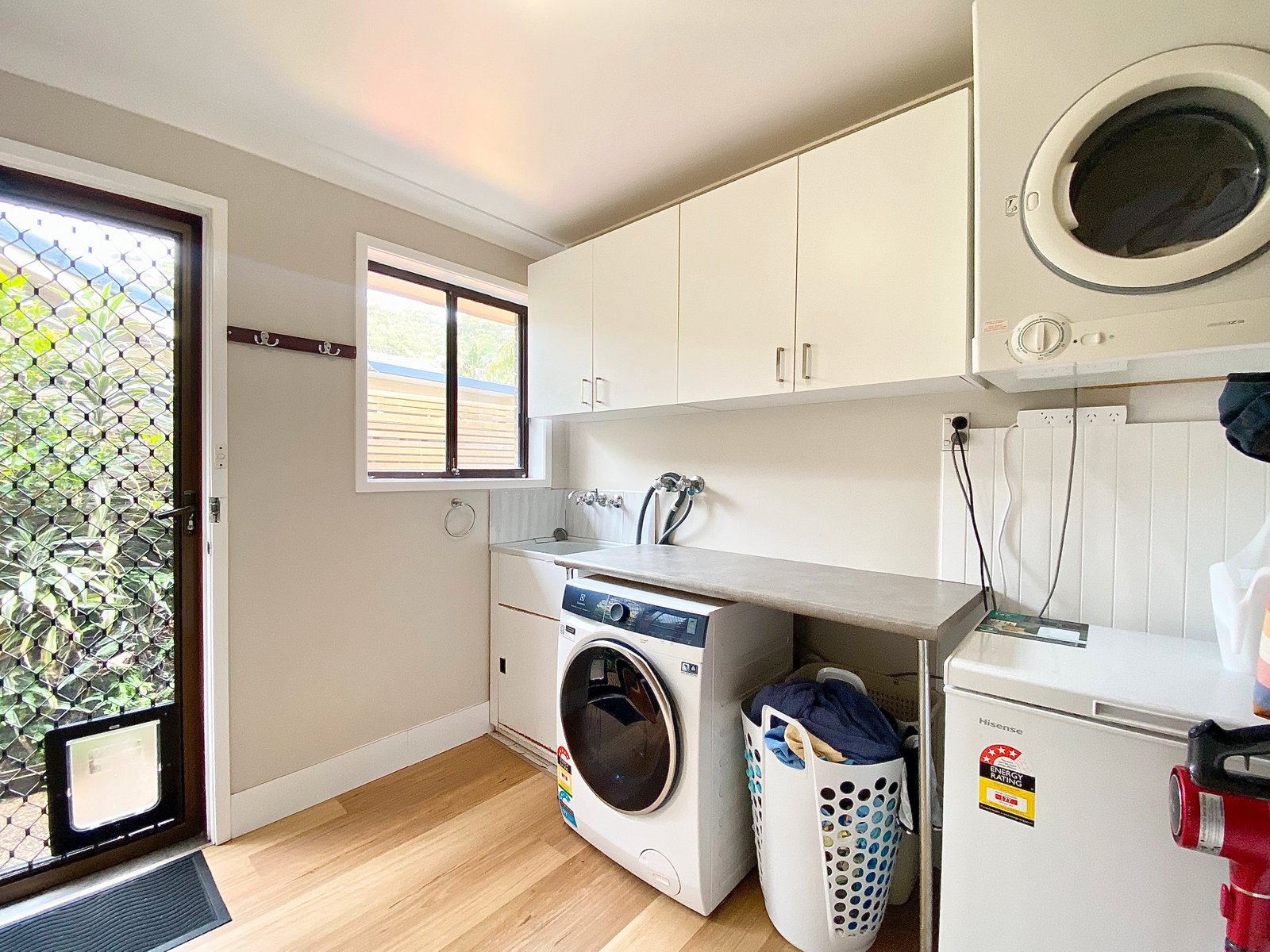 100 Horace Street SHOAL BAY 22