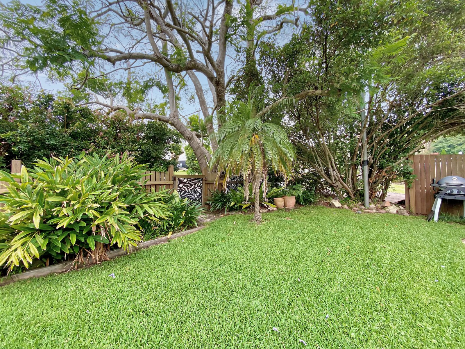 100 Horace Street SHOAL BAY 28