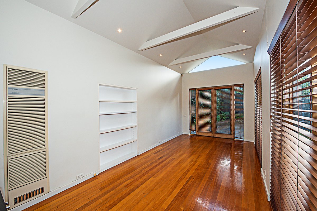 Gallery: 100 Hotham Street