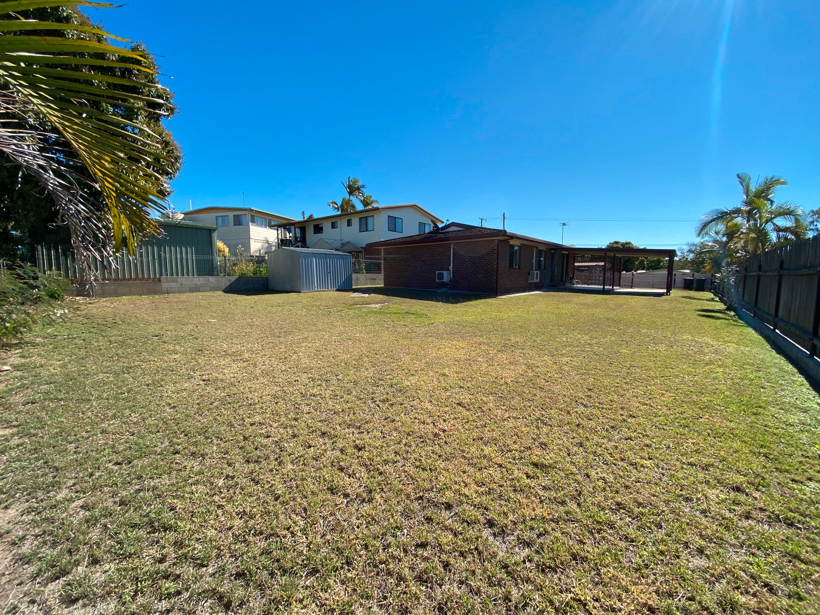 100 Malpas Street BOYNE ISLAND QLD 4680