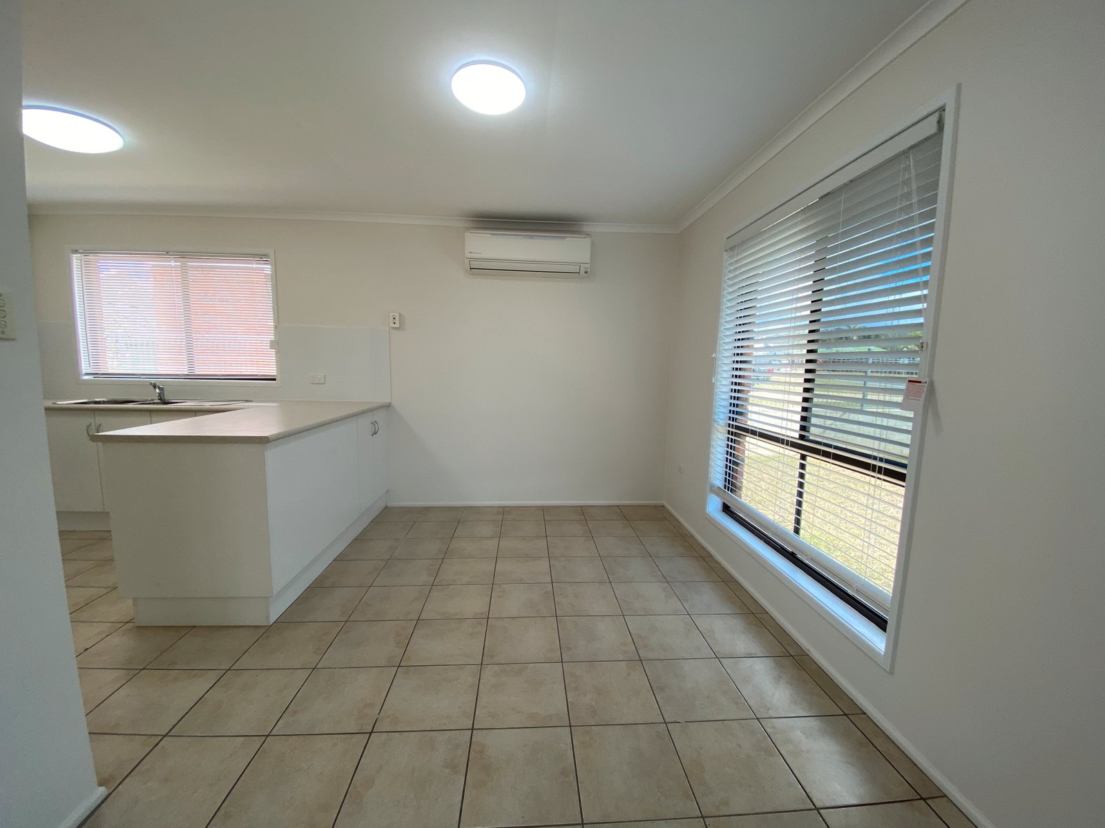 100 Malpas Street BOYNE ISLAND 7