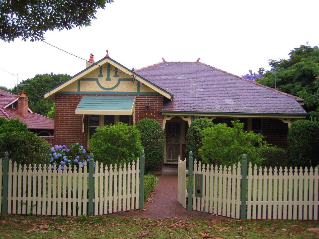 100 Mi Mi Street OATLEY 1