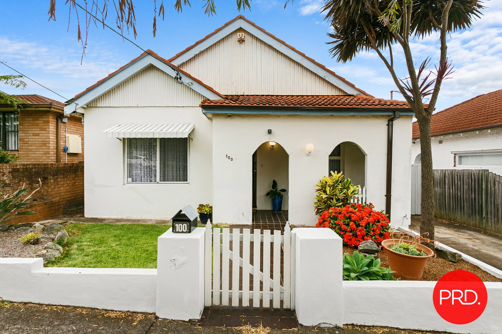 100 Mill Street CARLTON 1