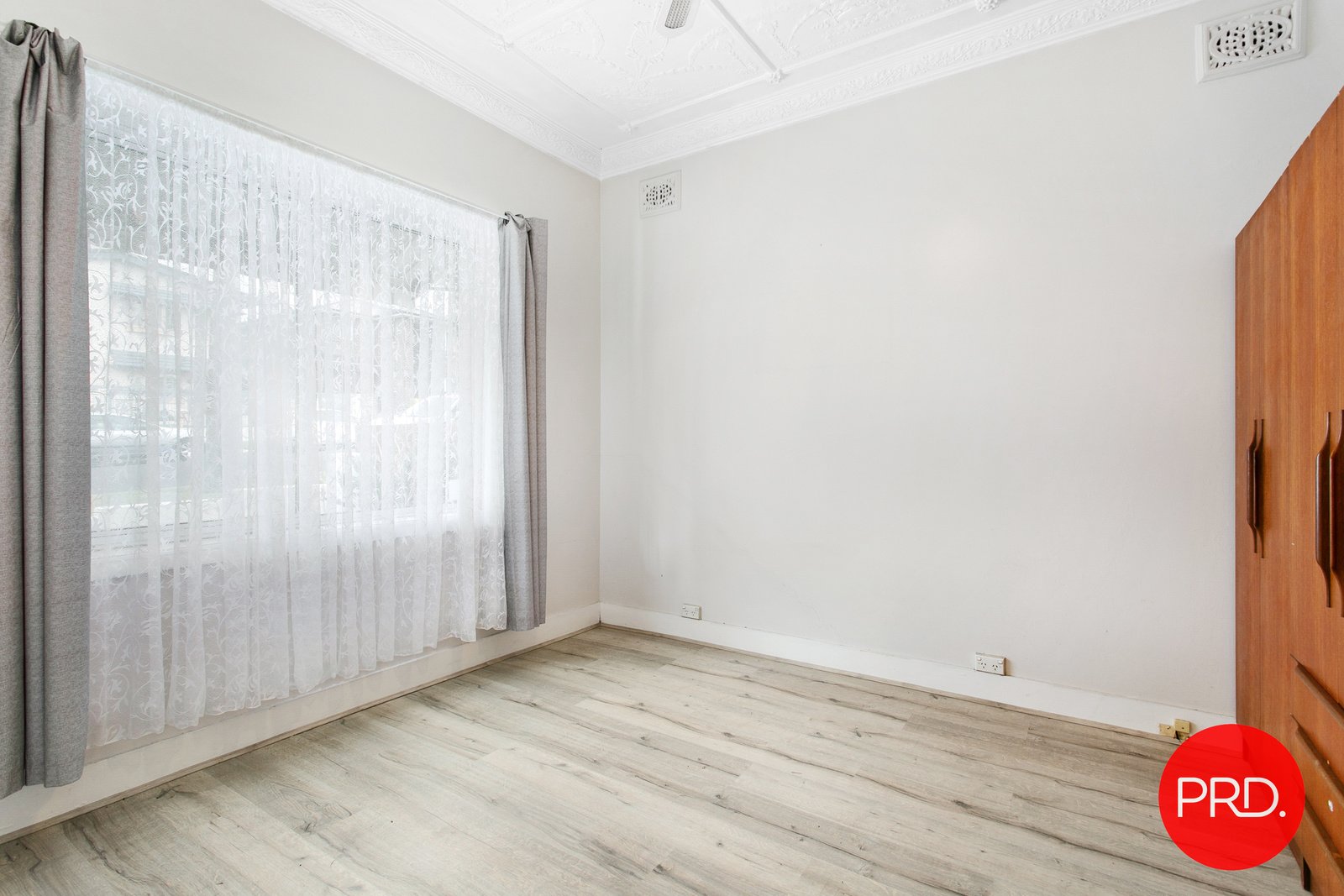 100 Mill Street CARLTON 9