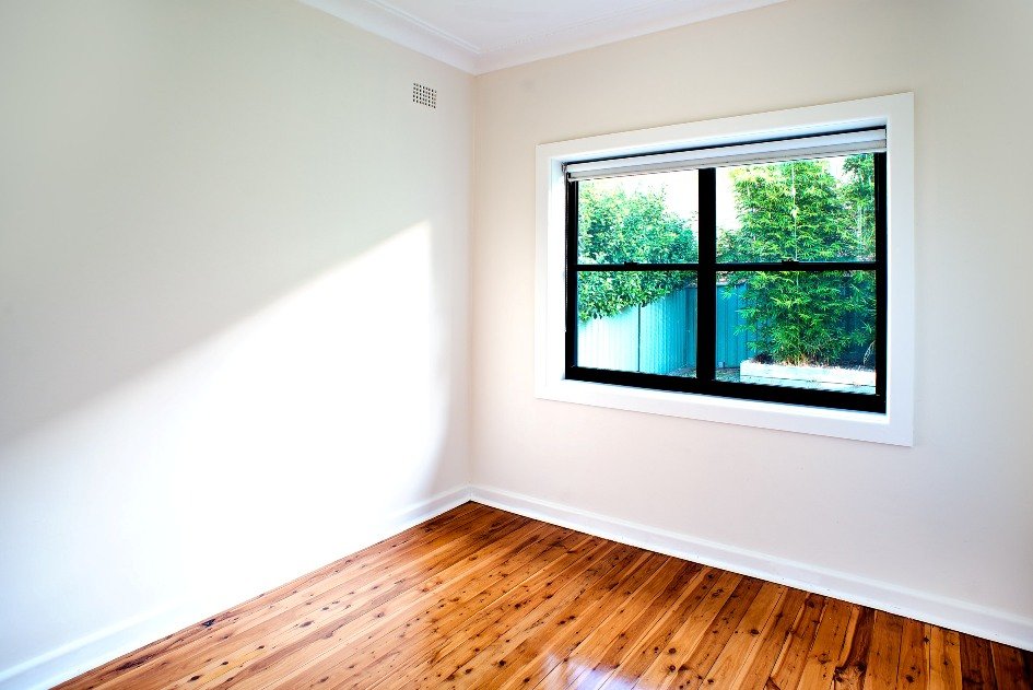 100 Prince Edward St  MALABAR 8