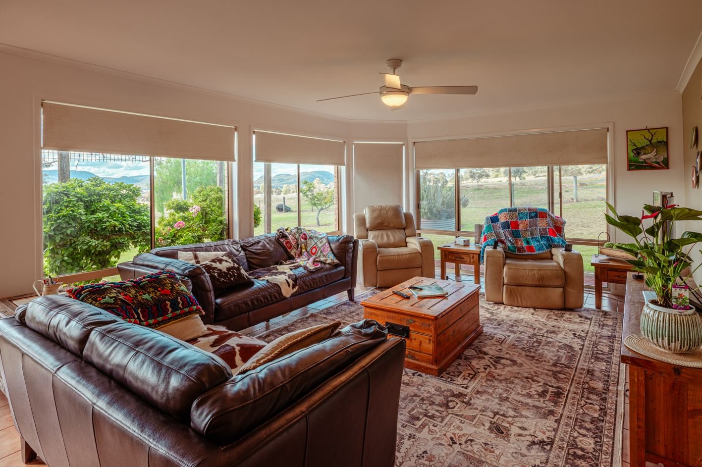 100 Richmond Grove Road SANDY HOLLOW 12