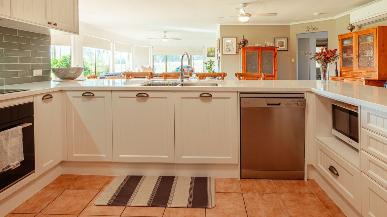 100 Richmond Grove Road SANDY HOLLOW 15